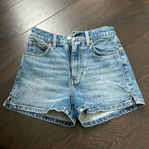 Aritzia Denim Forum The ‘50s Arlo Hi-Rise Micro Short